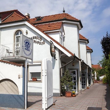 Passzio Panzio Hotel Budapest Exterior photo